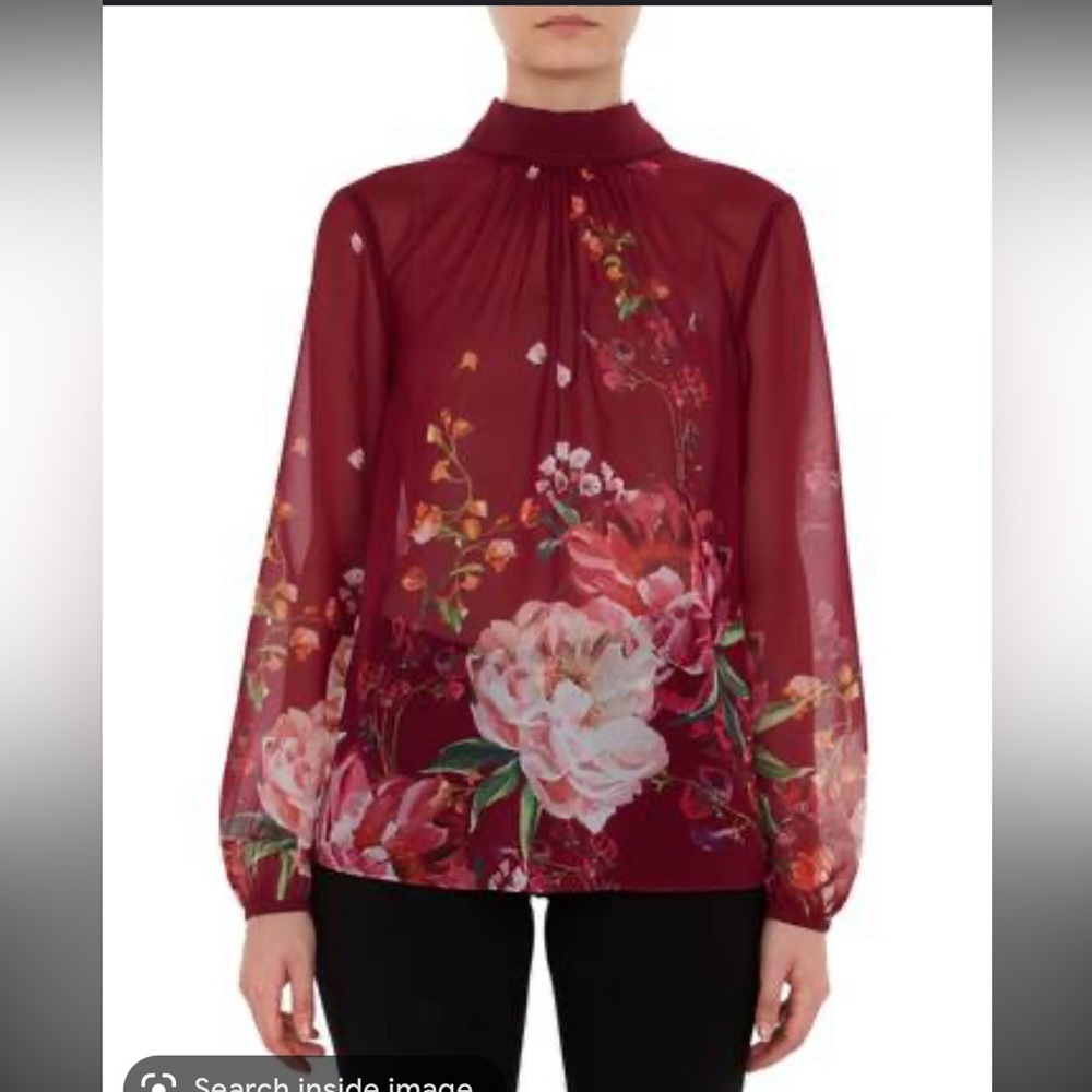 Ted Baker blouse size 0, too small for me now. Excellent condition, hardly worn